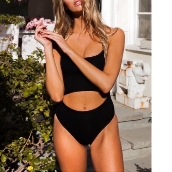 Chloe Rose Carnation Cut Out One Piece Swimsuit Blake - Picture 2 of 9
